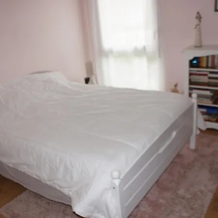 Comfort & Quiet With Garden In Saint-Herblain